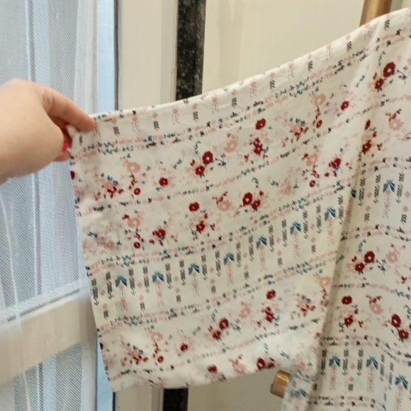 Floral Drop Shoulder Top - Picture 12 of 15